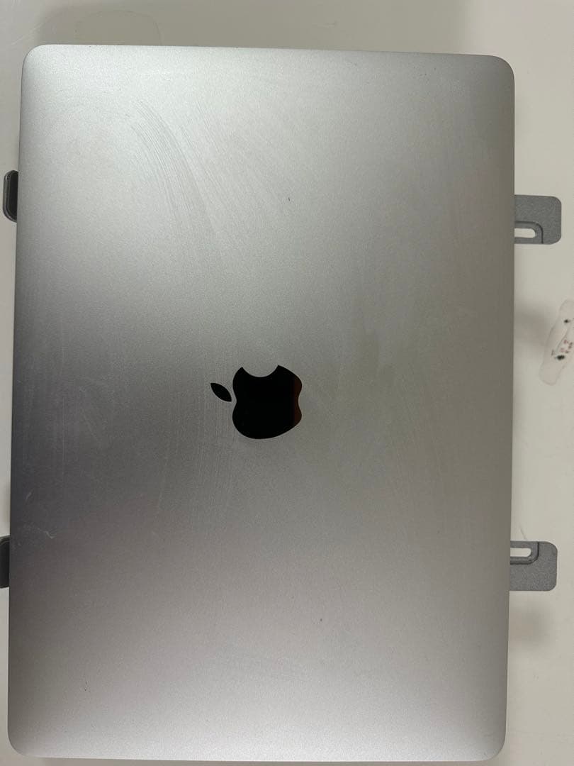 MacBook Pro 2019 13インチ シルバー