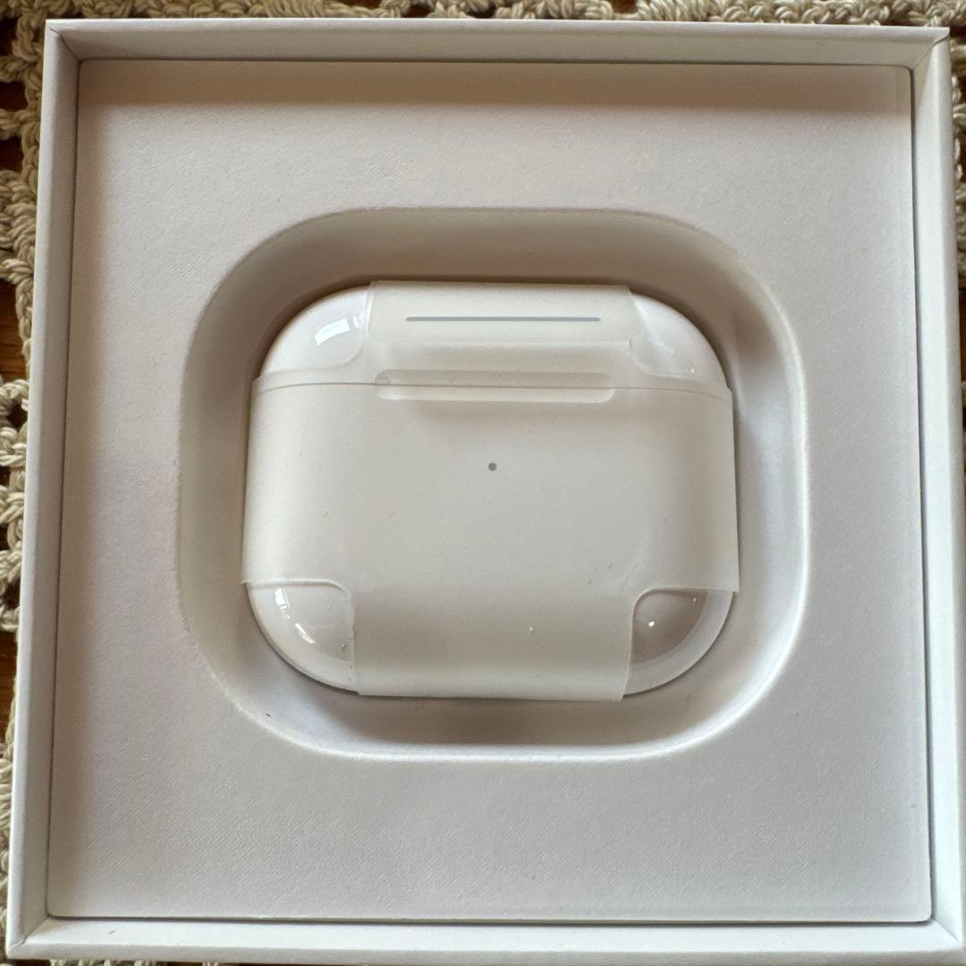 【正規品】Apple AirPods3 第3世代 【おまけ付き】