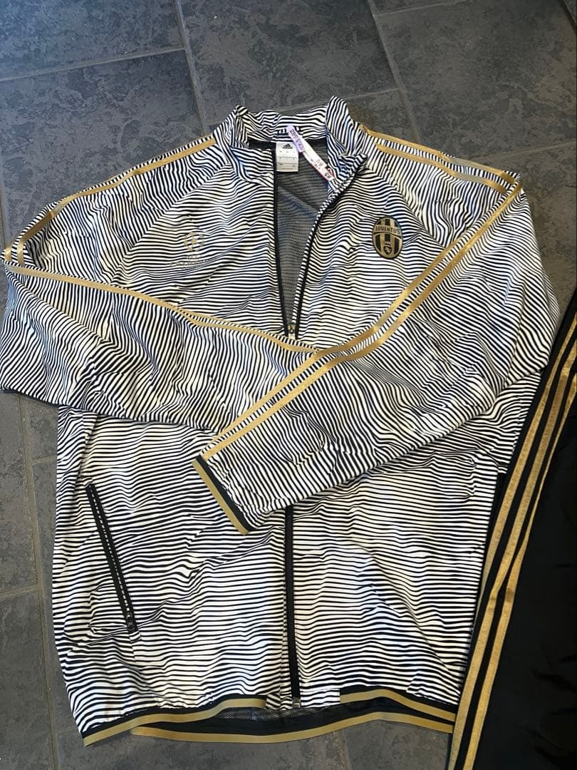 ル*ン様 adidas ジャージ上下セット 4XO ストライプ　美品