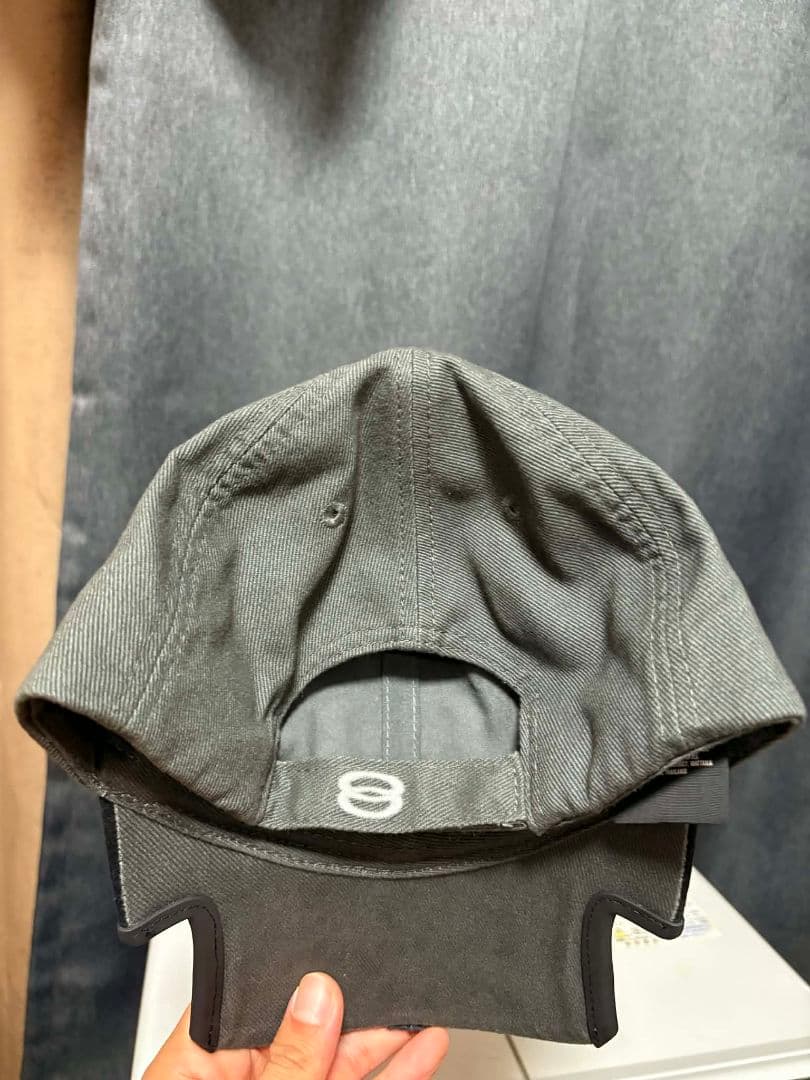 プ*ま様 BALENCIAGA グレー ベースボールキャップ