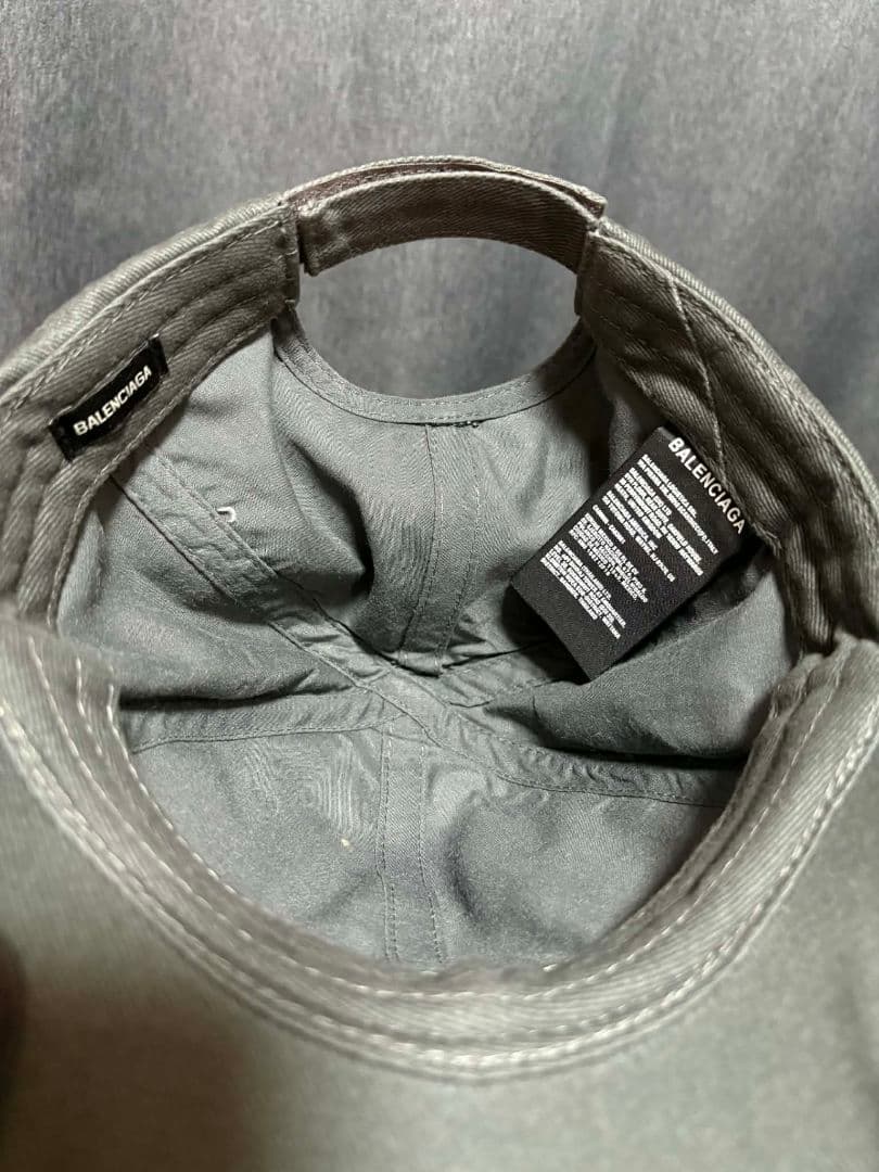 プ*ま様 BALENCIAGA グレー ベースボールキャップ