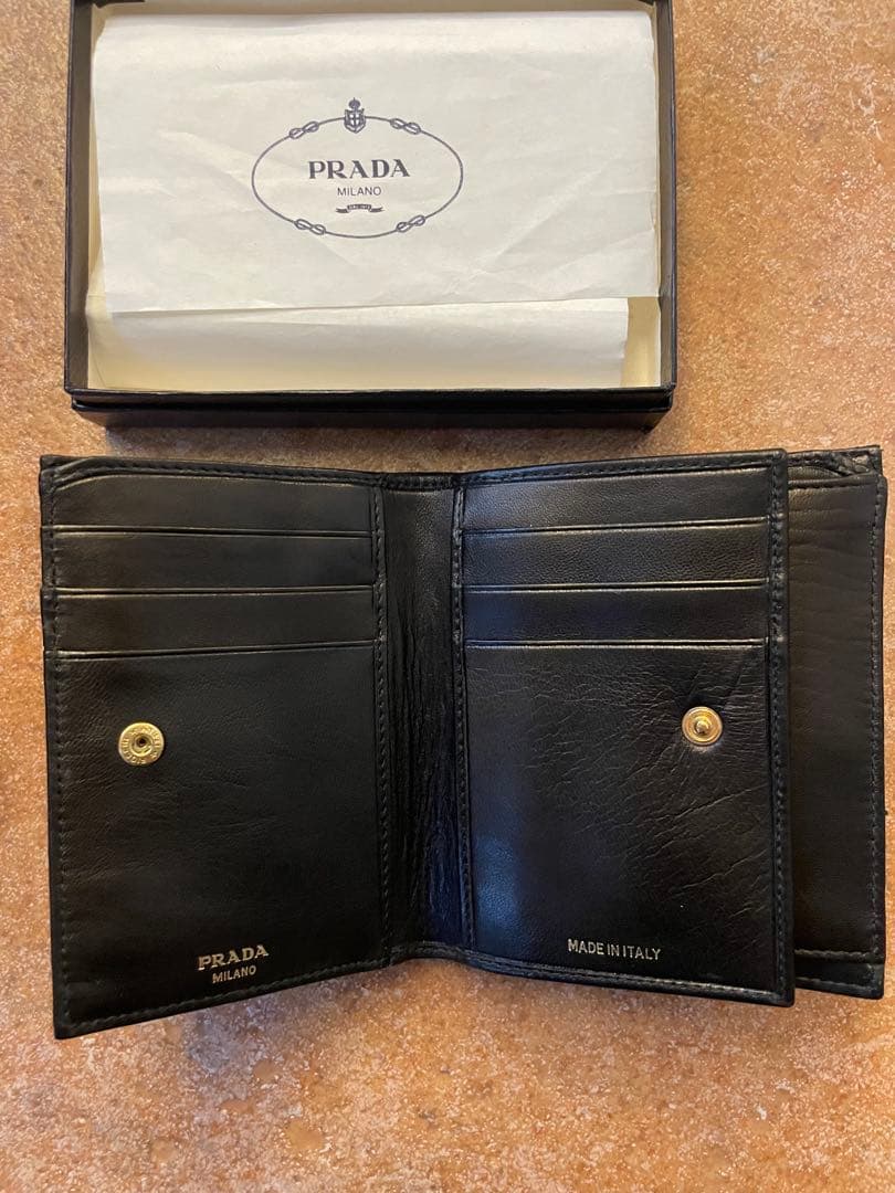 プラダ/Prada/財布/コンパクト/未使用品