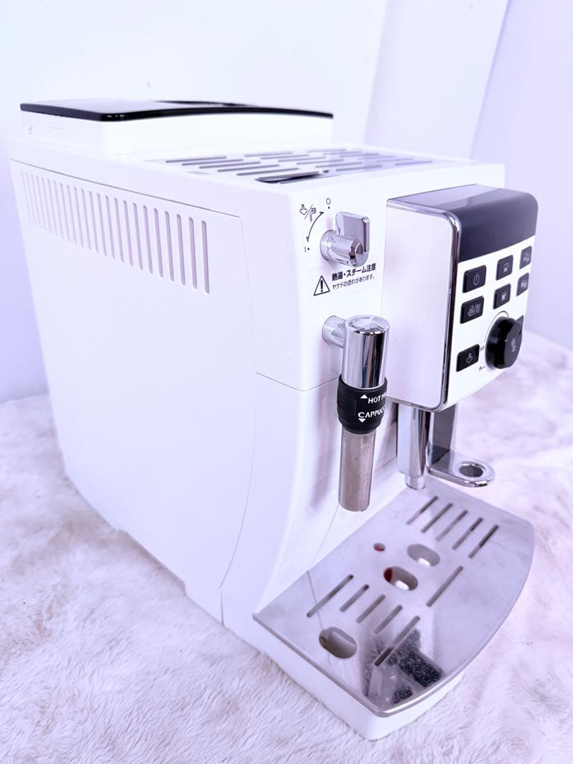 動作完動品♪ デロンギ ECAM23120WN 全自動エスプレッソマシン♪