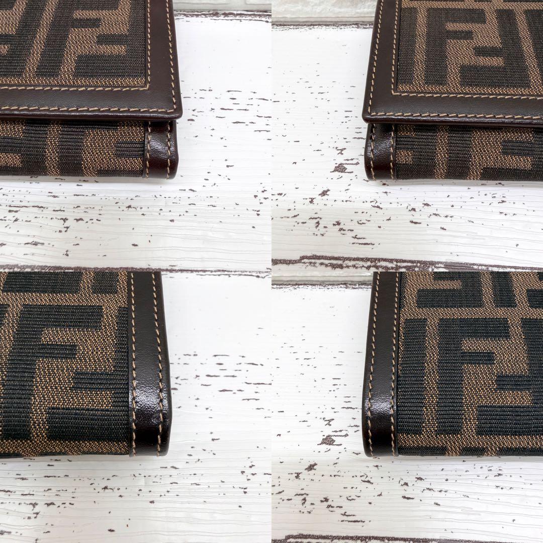 ⭐️新品未使用⭐️　FENDI　FF総柄　ズッカ柄　二つ折り財布　キャンバス×レザー