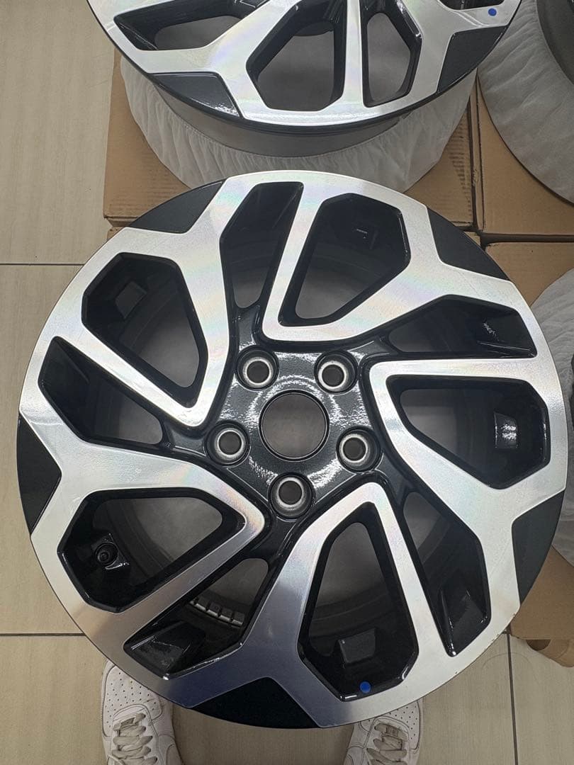 SUZUKI フロンクス　純正ホイール4本セット