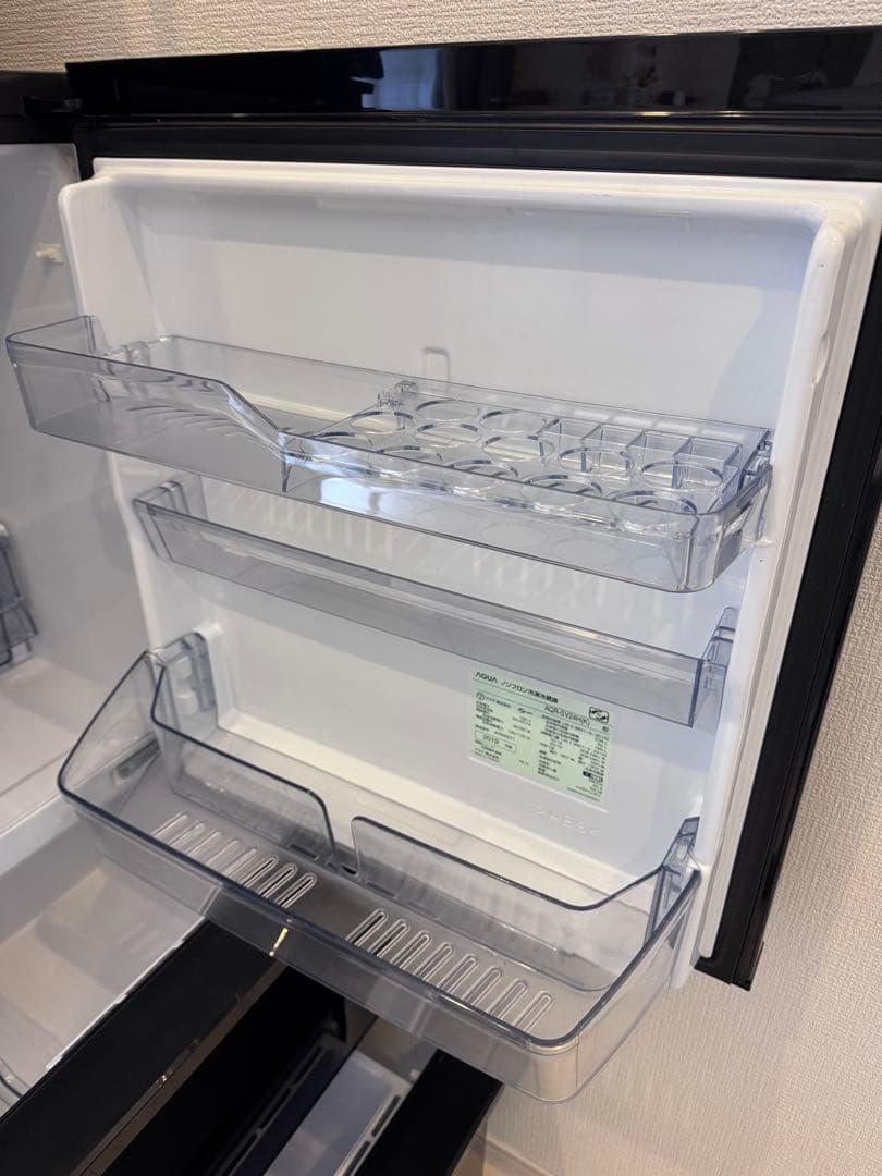【美品】Aqua AQR-SV24H 冷蔵庫