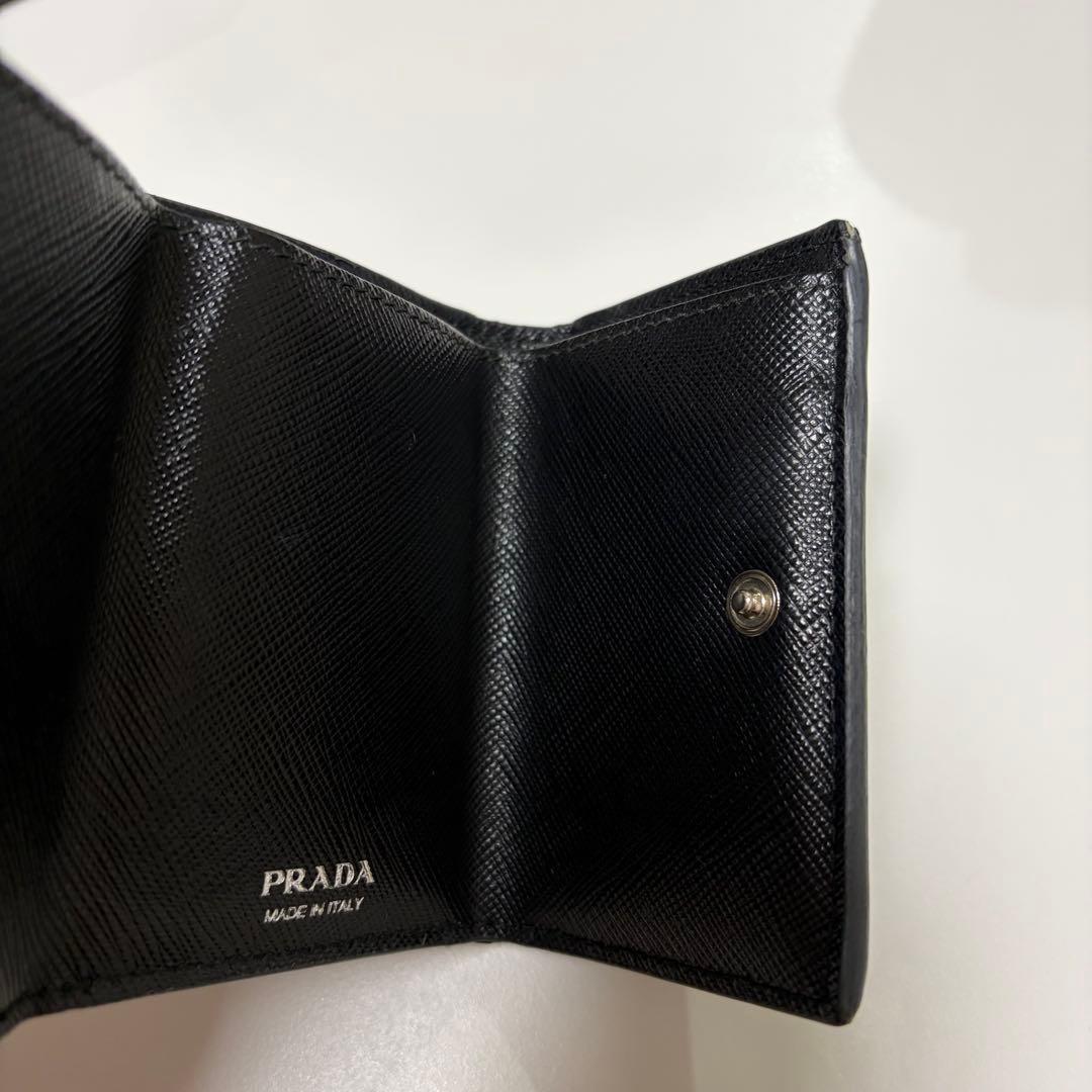 PRADA ブラック レザー 三つ折り財布