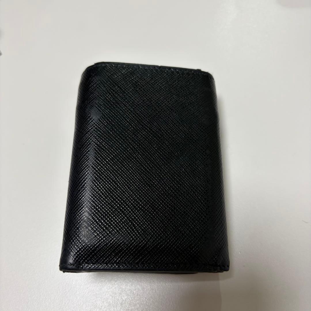 PRADA ブラック レザー 三つ折り財布