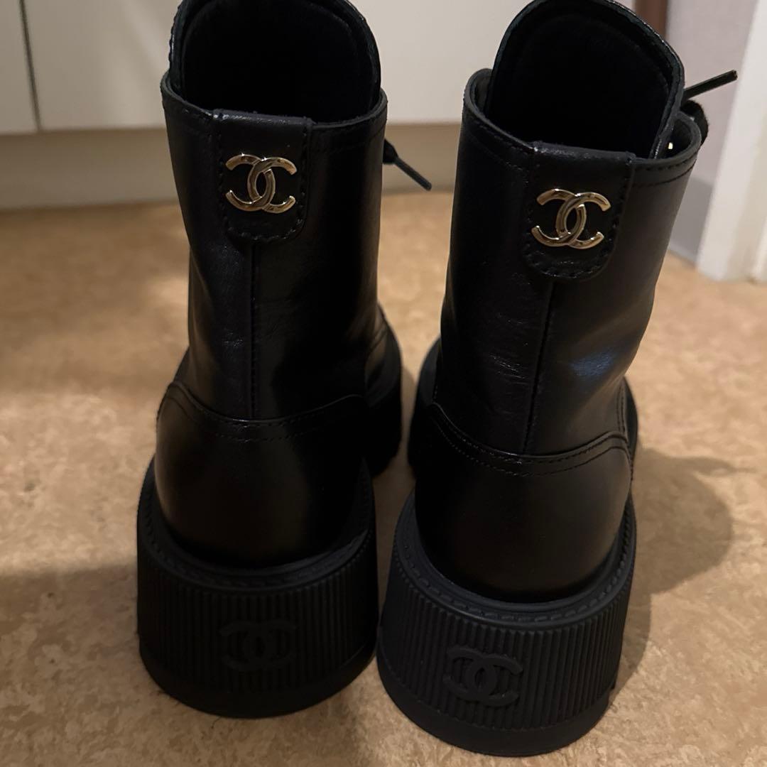 あ*ー様 シャネル　CHANEL 厚底レースアップブーツ　完売品