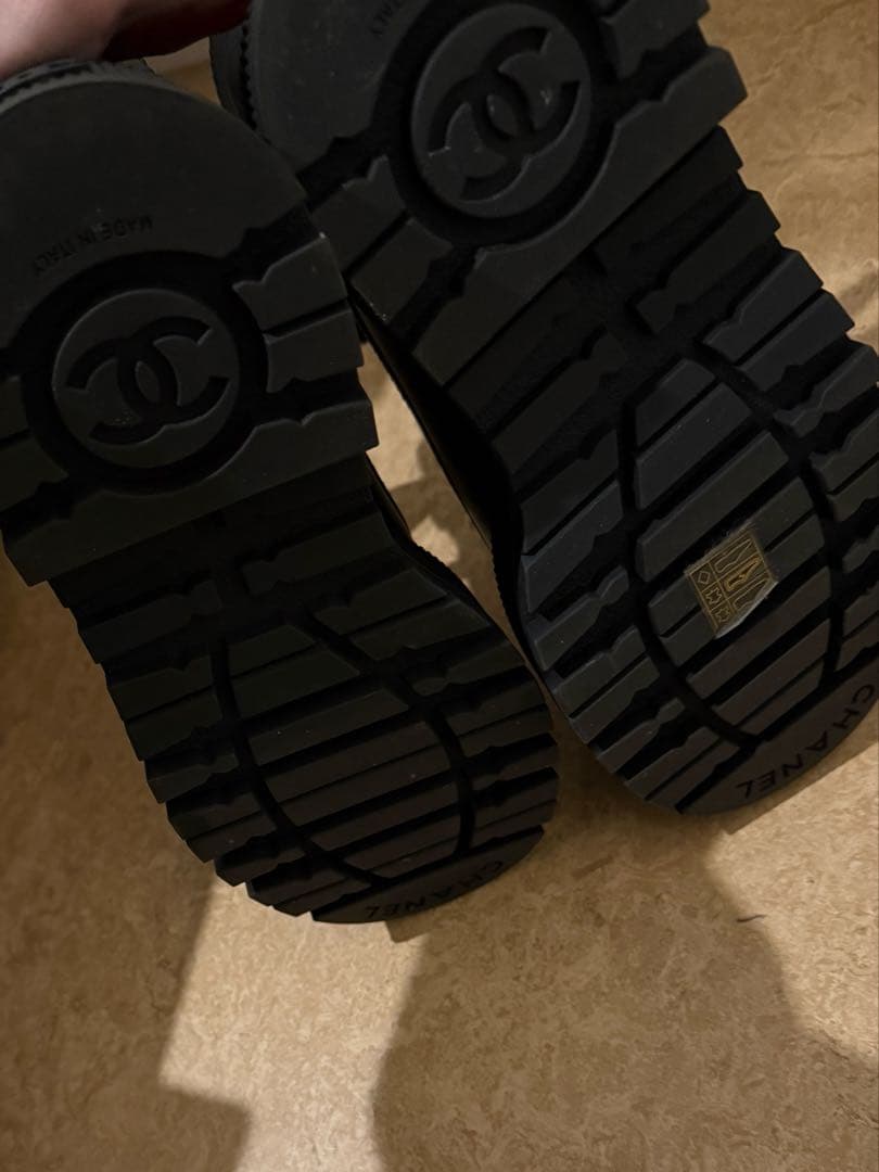あ*ー様 シャネル　CHANEL 厚底レースアップブーツ　完売品