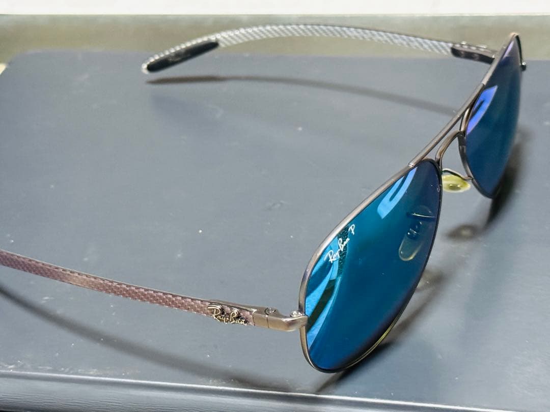 Ray-Ban アビエーター サングラス 青レンズ