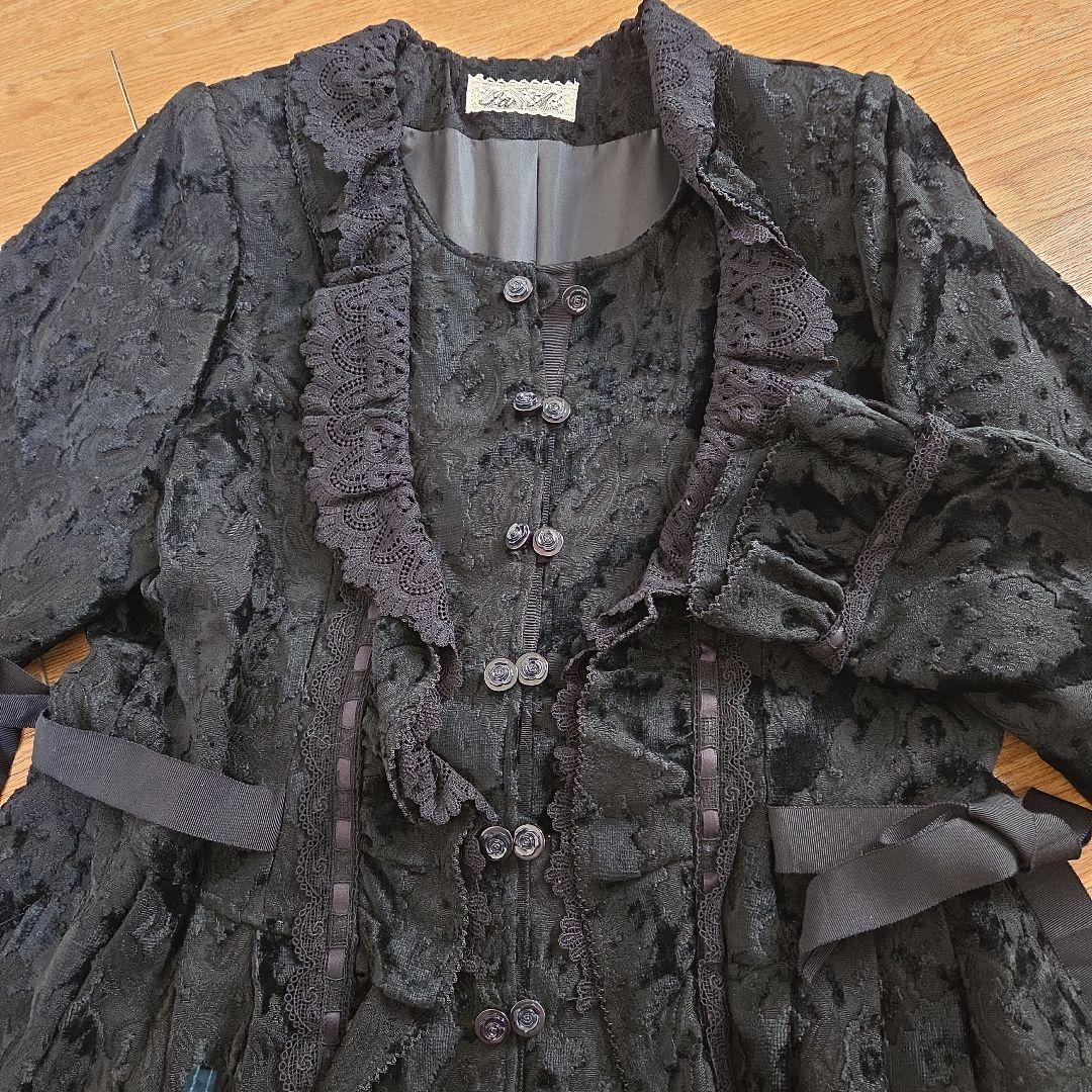 【Tw.A　ルイスキャロル】✨️美品　レースなリボン付きロングコート