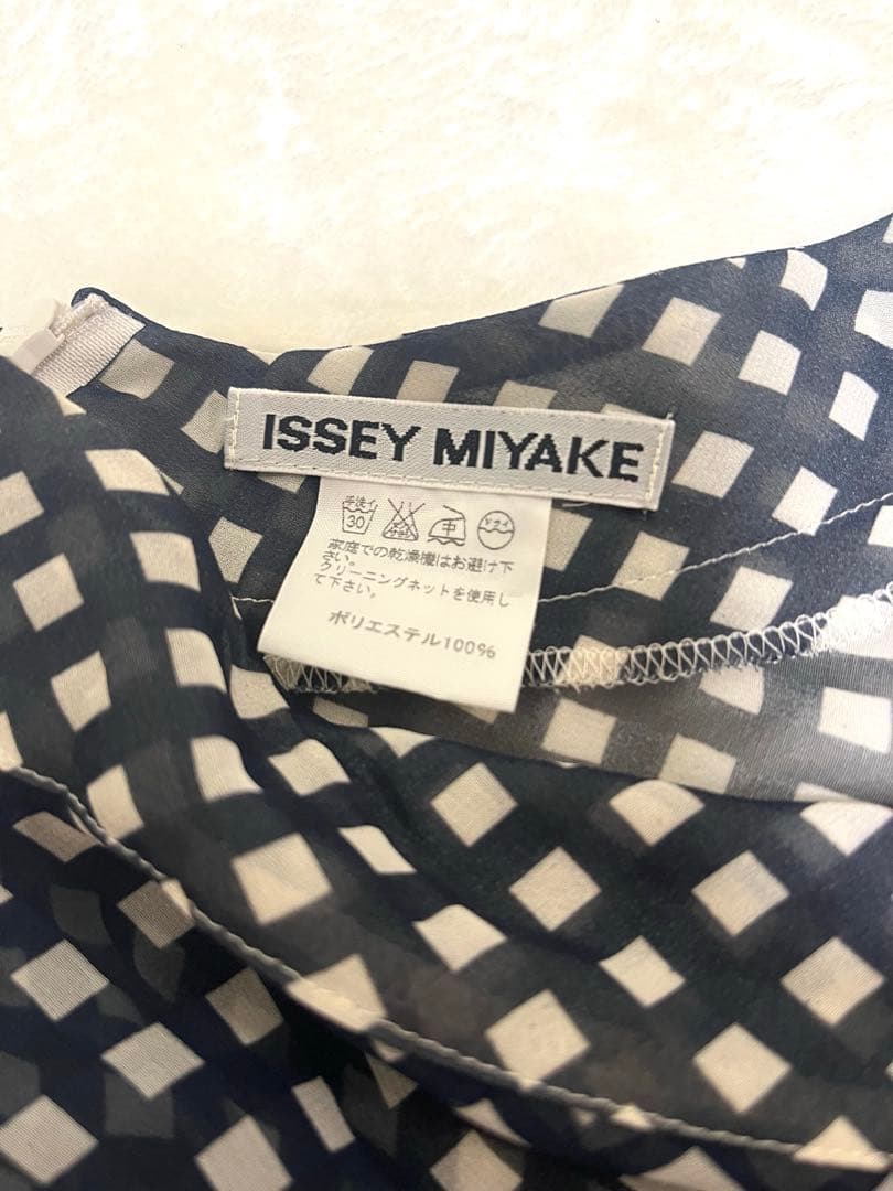 ISSEY MIYAKE イッセイミヤケ　スカート　巻きフレア　L チェック