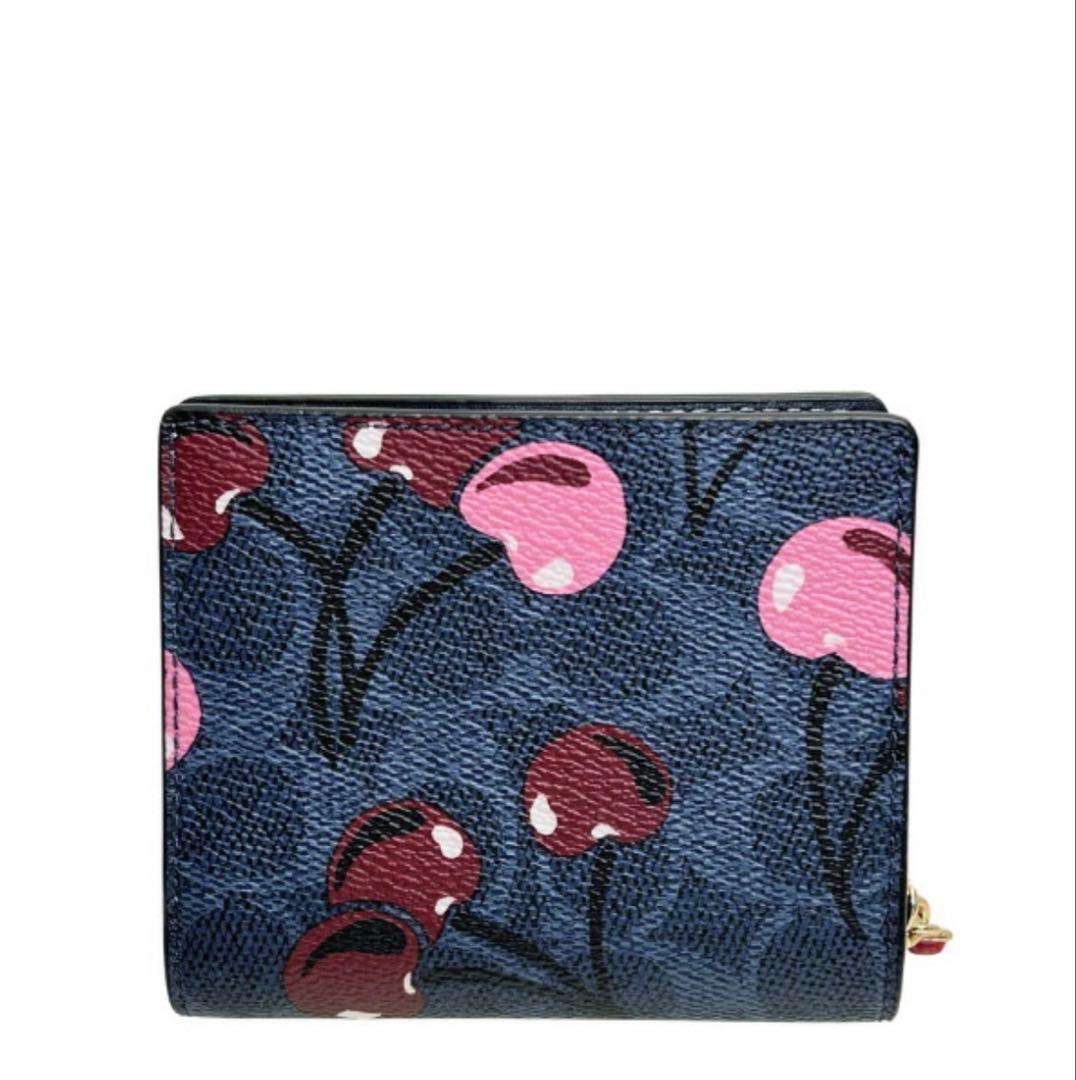 新品未使用COACH チェリー柄 二つ折り財布 大人可愛い　プレゼント