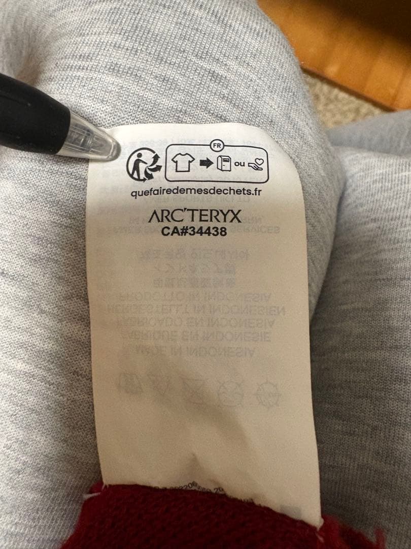 ARC'TERYX ビーニー　ピンク　赤