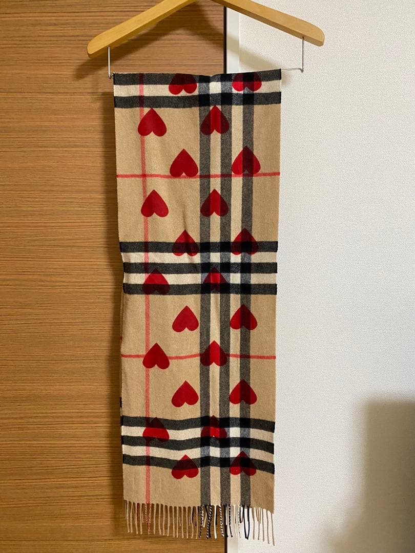 BURBERRY　バーバリー　マフラー　カシミア100％　ハート赤　美品