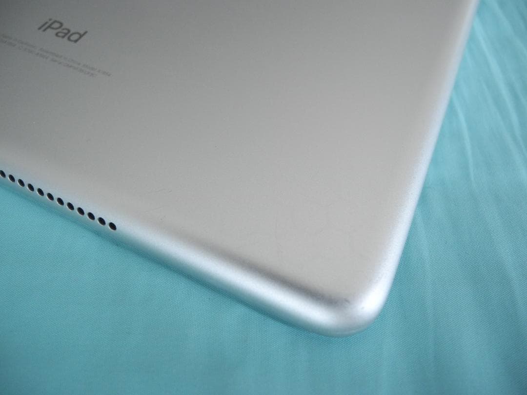 第6世代iPad 32GB SIMフリー