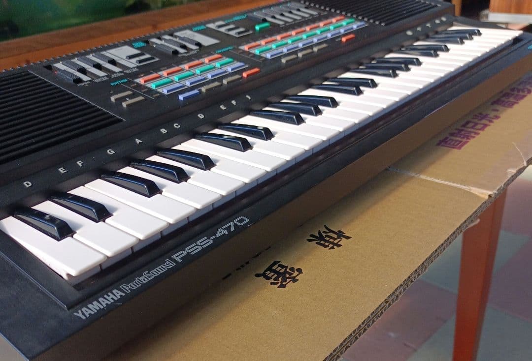 Yamaha PSS-470 シンセサイザー