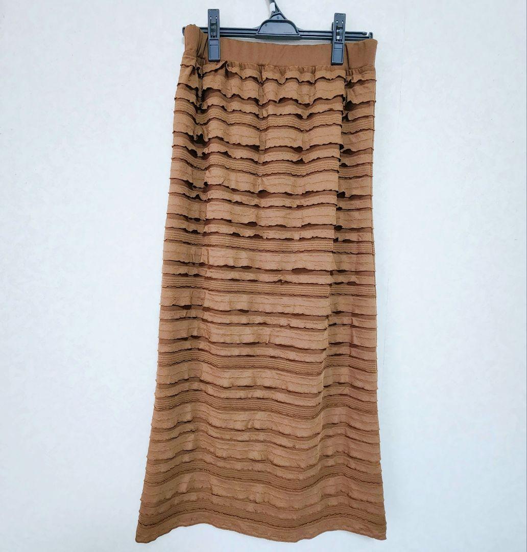 【美品・タグ付き】SLOBE IENA フリルカットソータイトスカート　イエナ