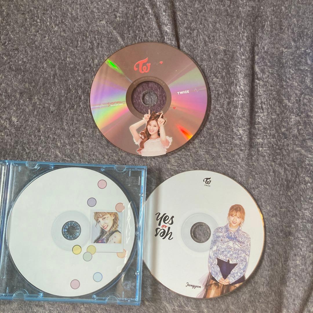 TWICEアルバム、CD
