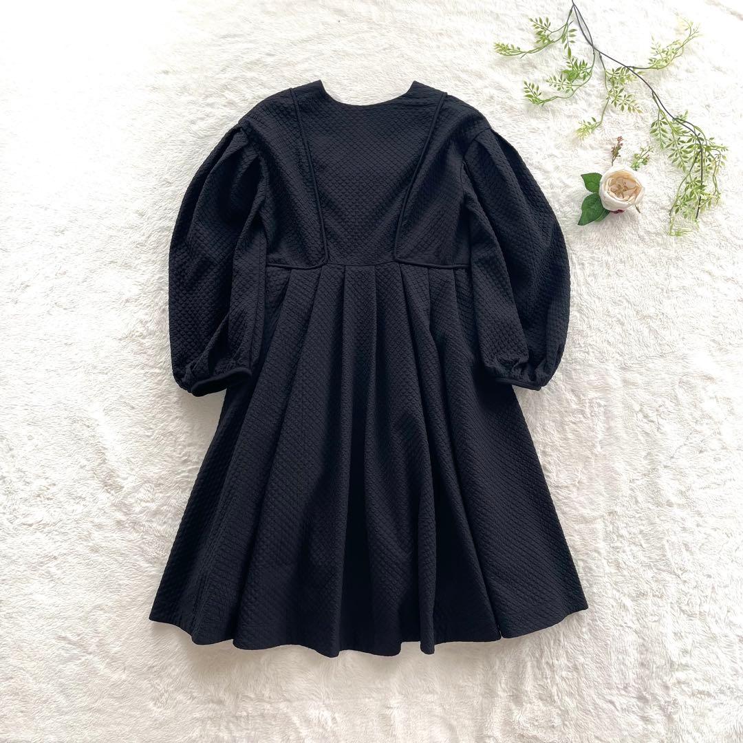 美品✨ CELFORD ふくれジャガードボリュームワンピース 黒 Freeサイズ