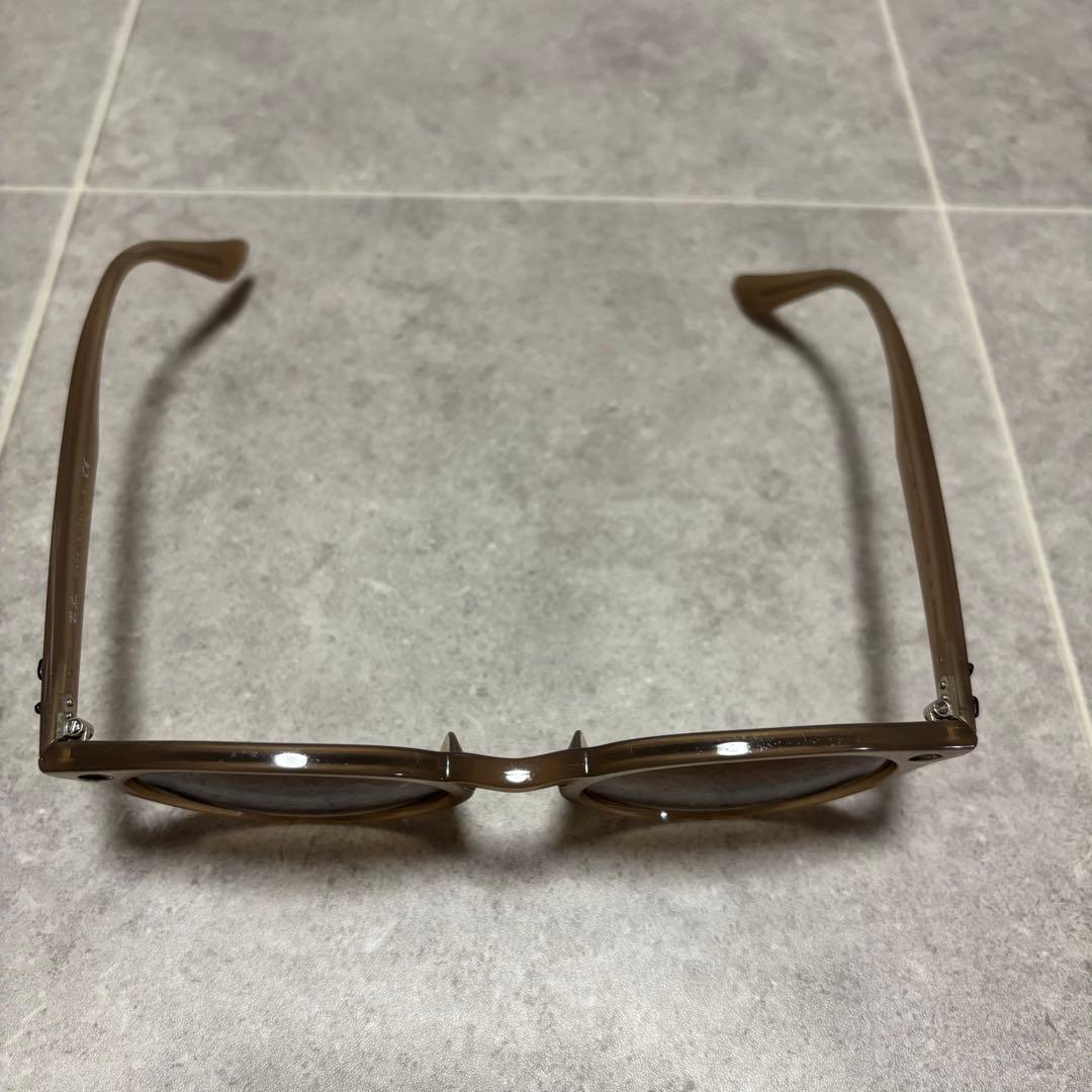 Ray-Ban RB2180-F ラウンドサングラス ブラウン イタリア製