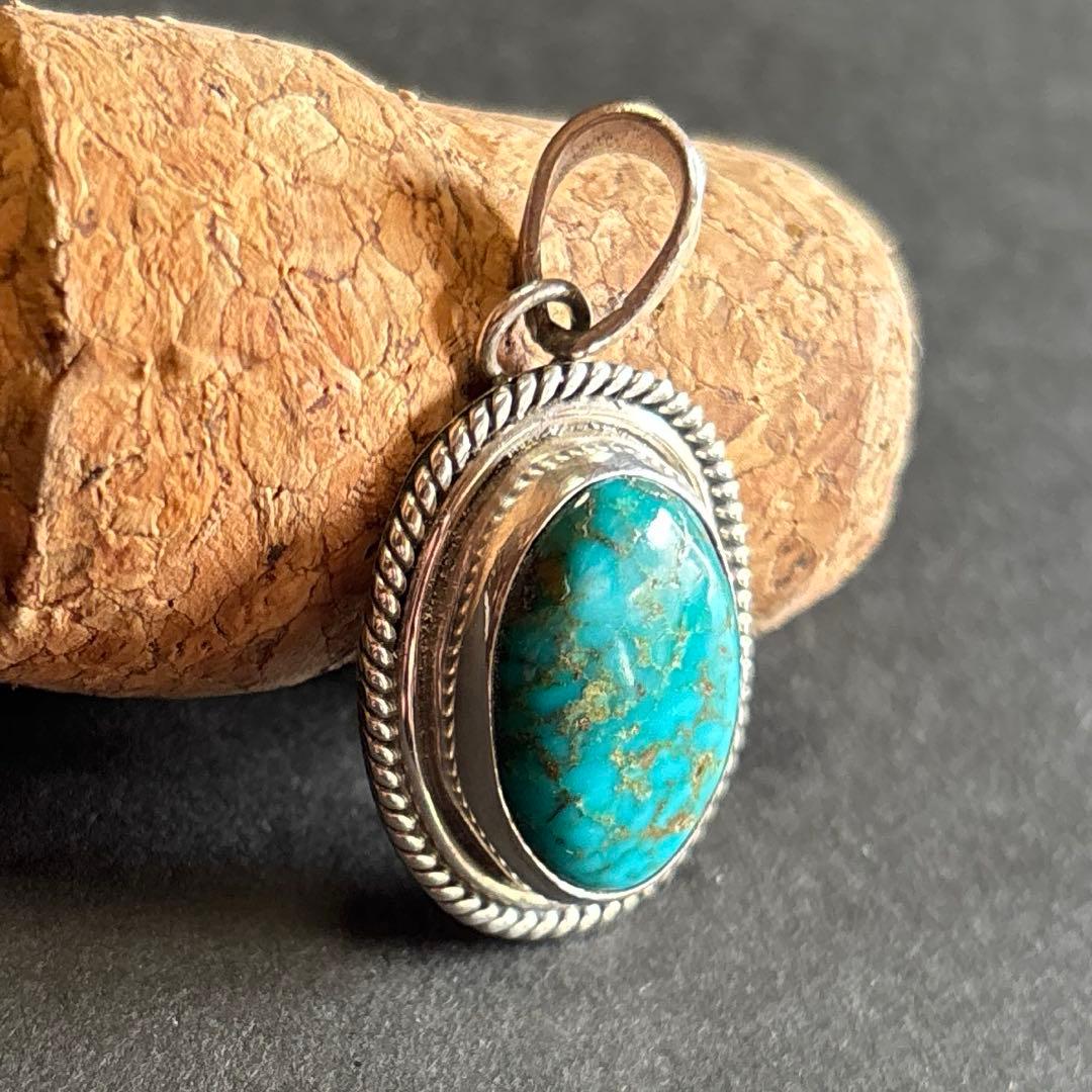 ナバホ　インディアンジュエリー　ターコイズ　ペンダントトップ　navajo