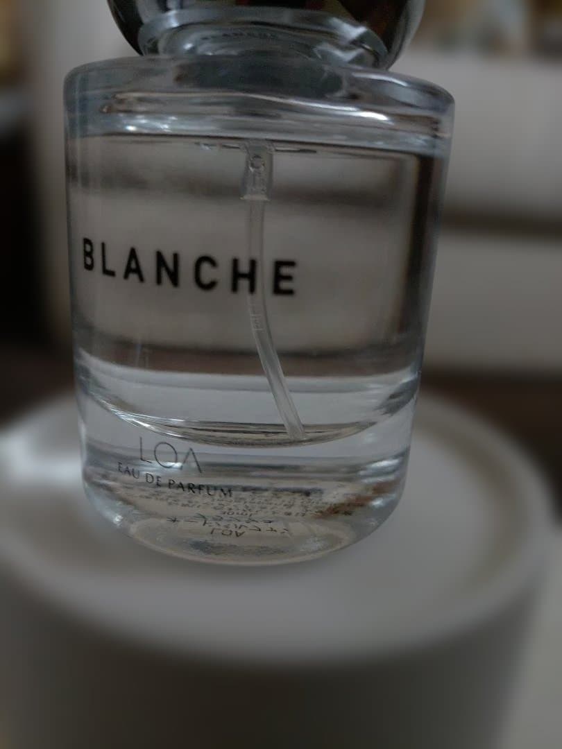 ロア　LOA BLANCHE