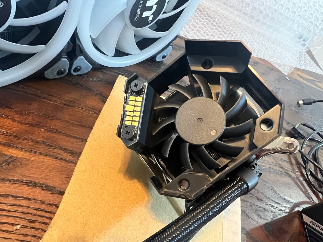 PC用ファン・クーラー ASUS ROG RYUJIN II 360