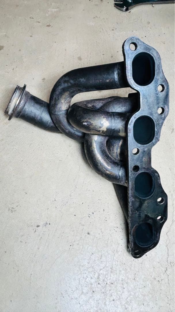 sr20 エキゾーストマニホールド