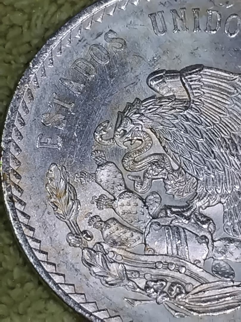 hab036 1948年 5ペソ 銀貨 アステカデザイン クアウテモック