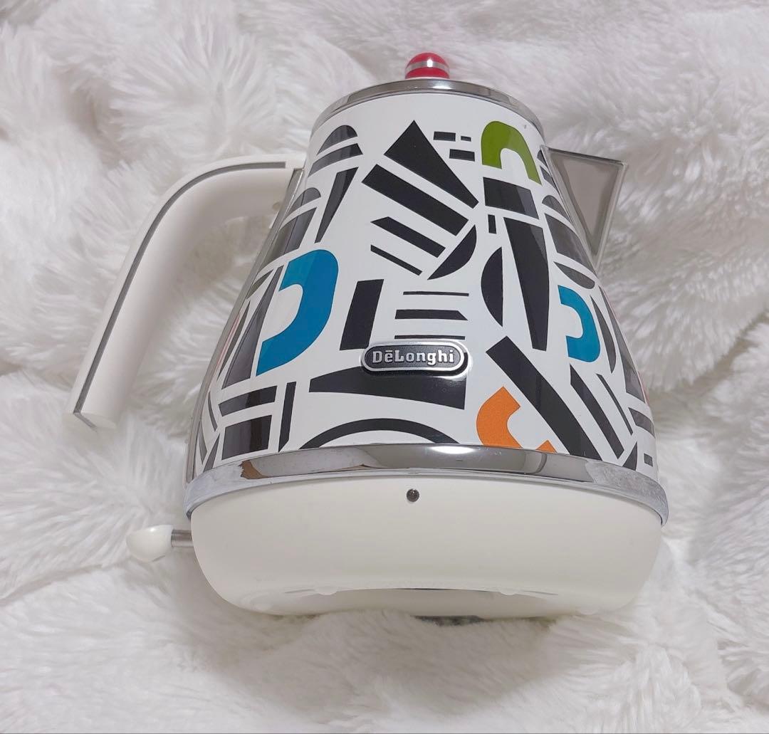 O*a様 【美品 格安】デロンギ DeLonghi 電気ケトル