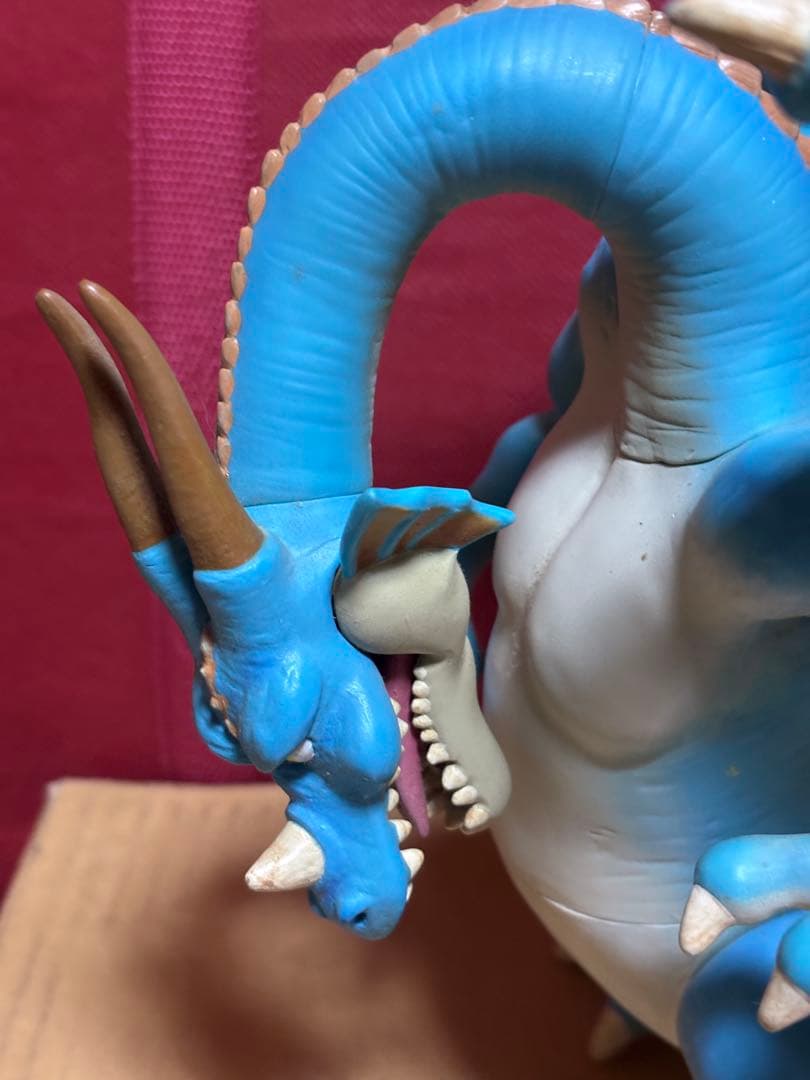 や*ち様 竜王フィギュア　ドラゴンクエスト