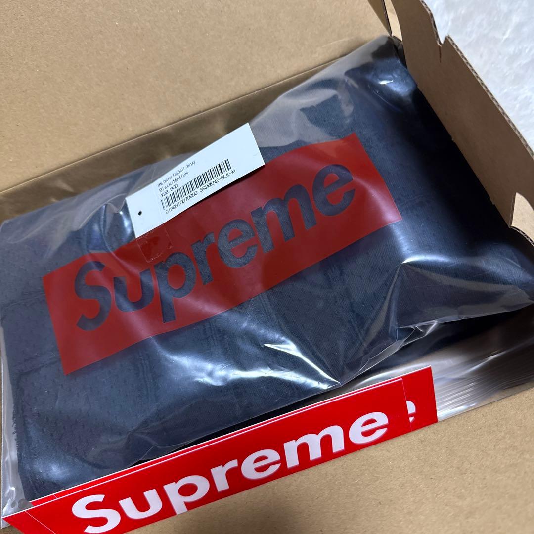 supreme mm6 マルジェラ　シュプリーム