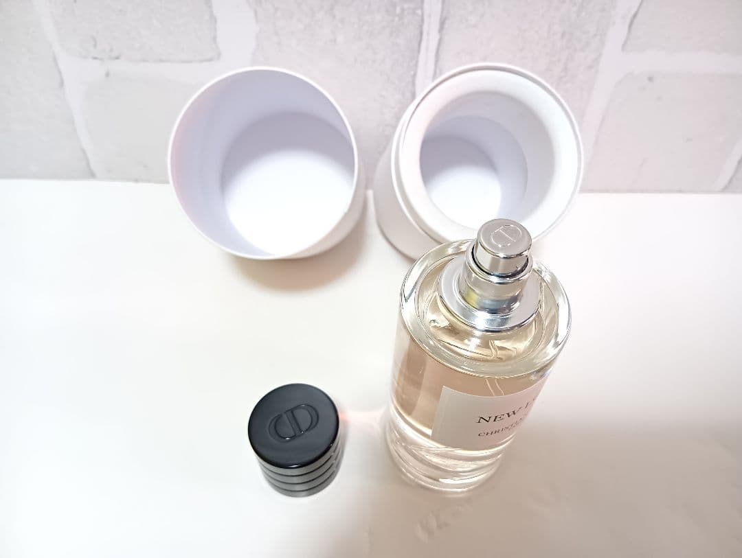 ニュールック オードゥ パルファン 50ml　メゾン クリスチャン ディオール