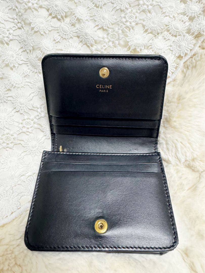 CELINE　トリオンフ　二つ折り財布　セリーヌ　コンパクトウォレット　ミニ財布