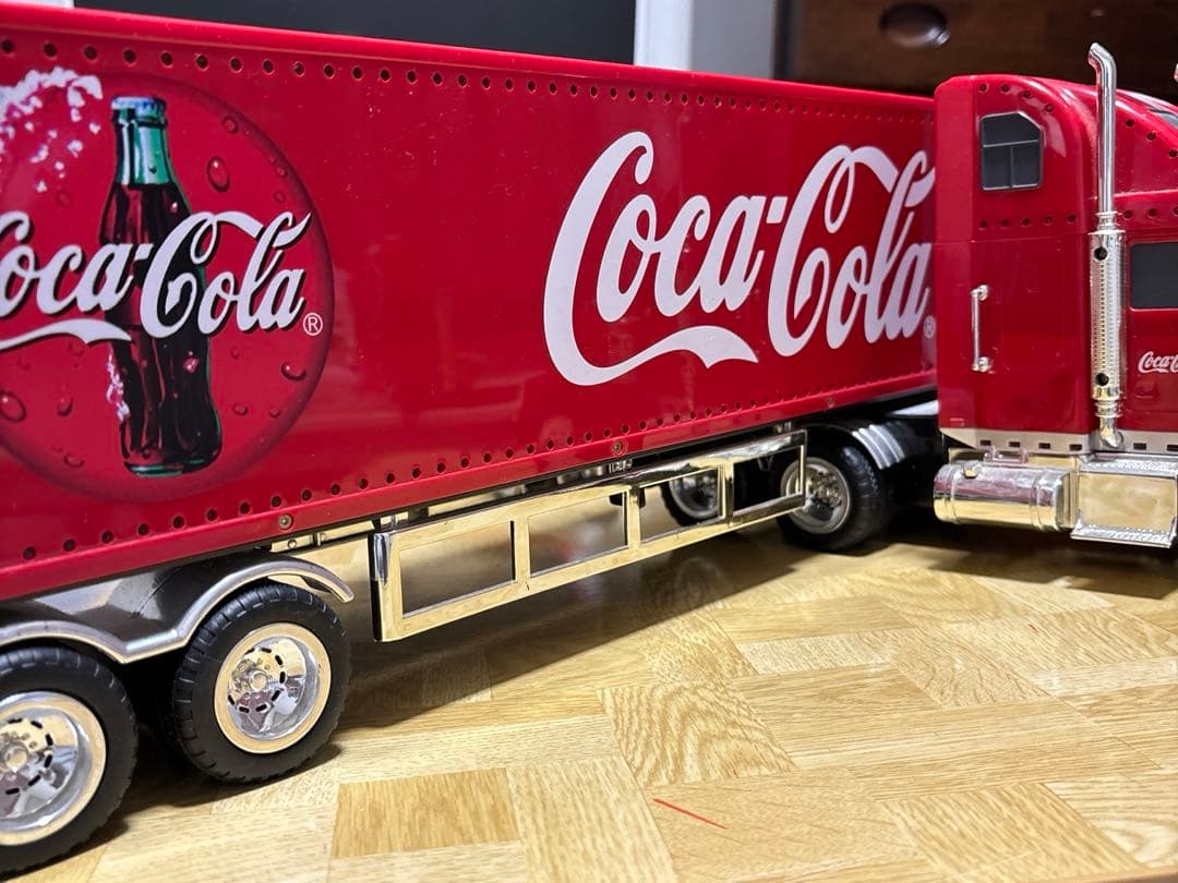 さ*ゆ様 コカコーラ　トレーラー　ラジコン
