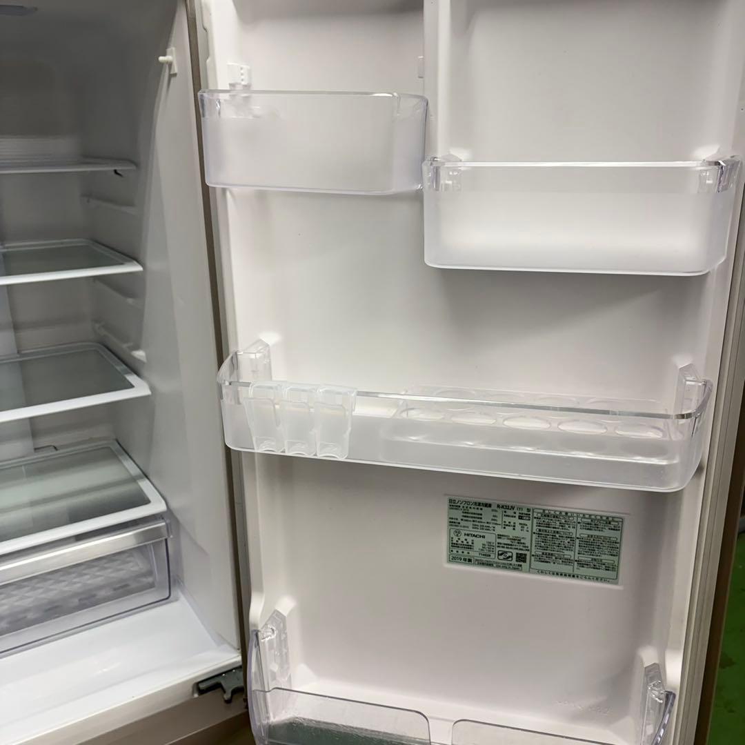 805 今がお買い得！！　日立　大型冷蔵庫　300L〜400L 自動製氷　安い！