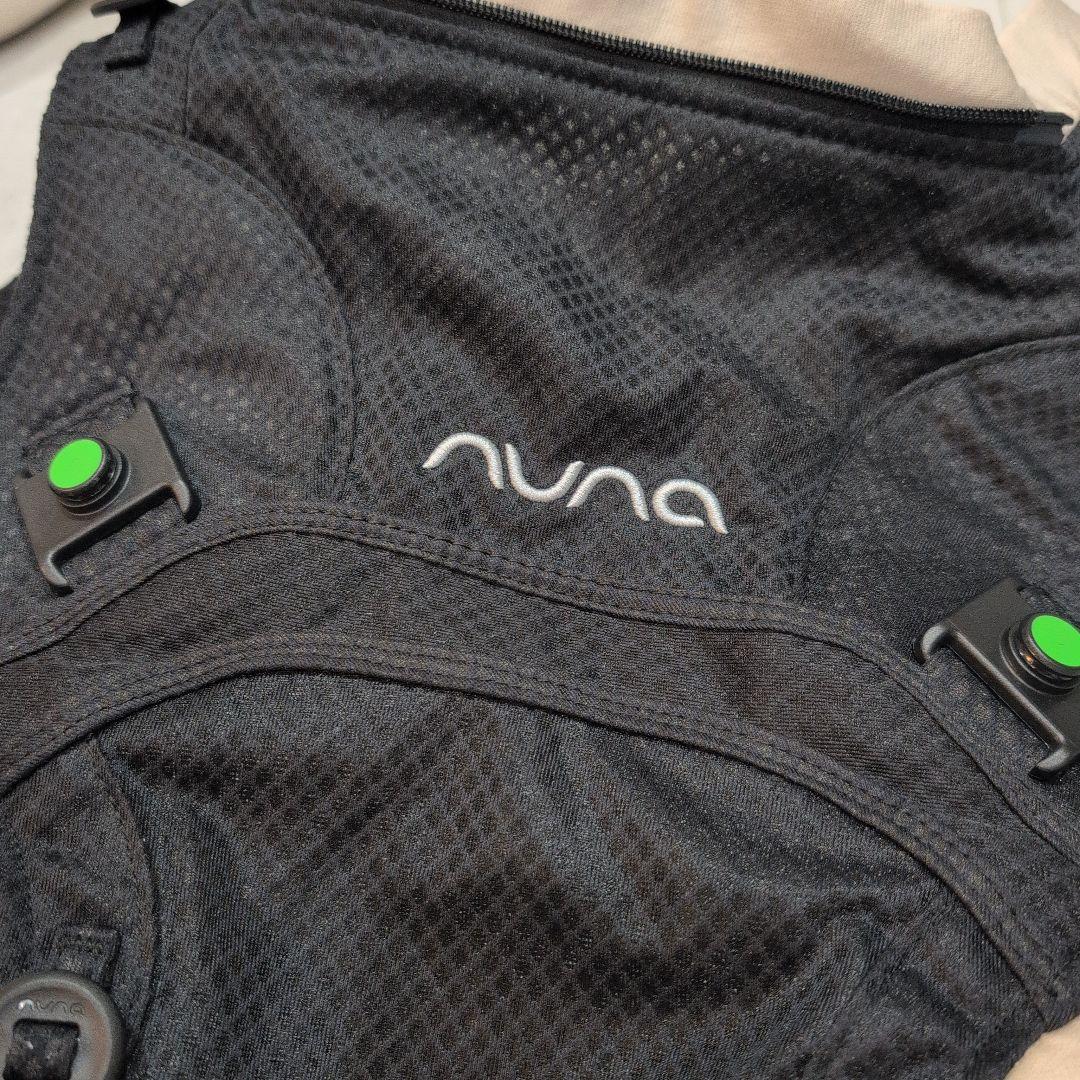 【2025年購入 美品】nuna cudl clik 抱っこ紐 ブラック