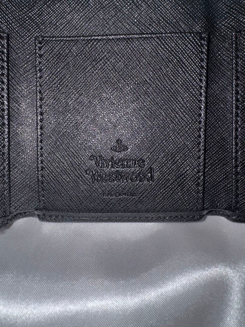 Vivienne Westwood 三つ折り財布 ブラック オーブ 箱付き 美品