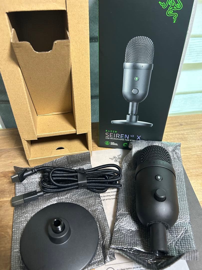 RAZER SEIREN V2 X USBマイク