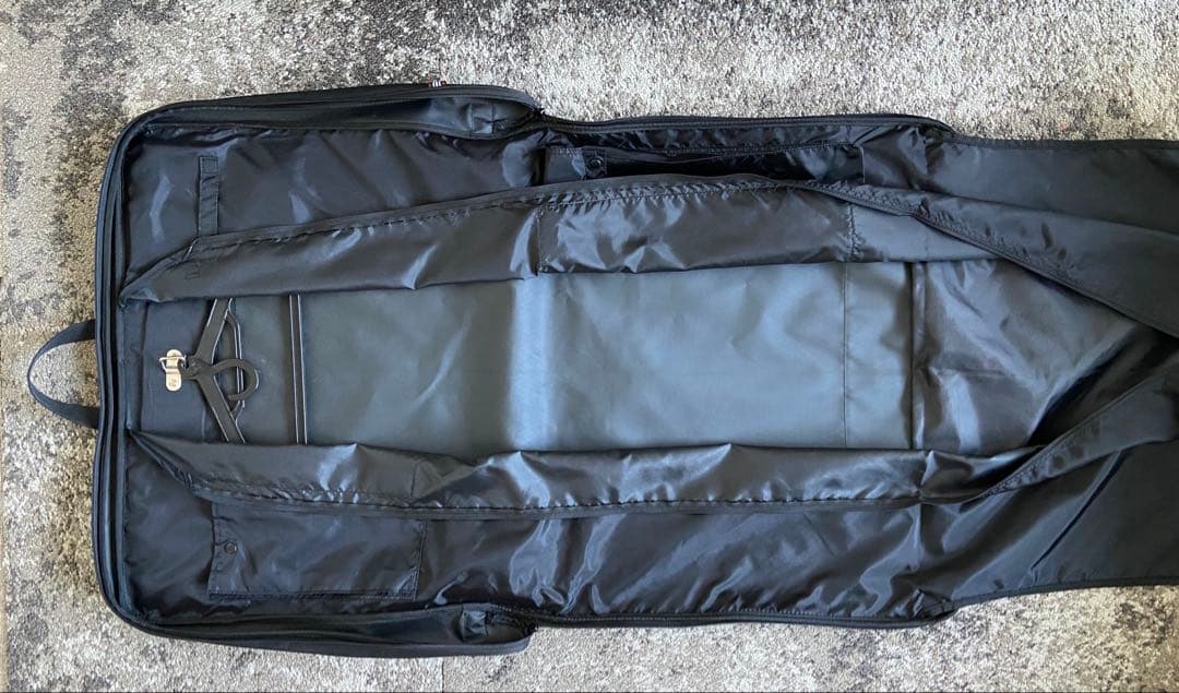 Burberry バーバリー　ガーメントバッグ