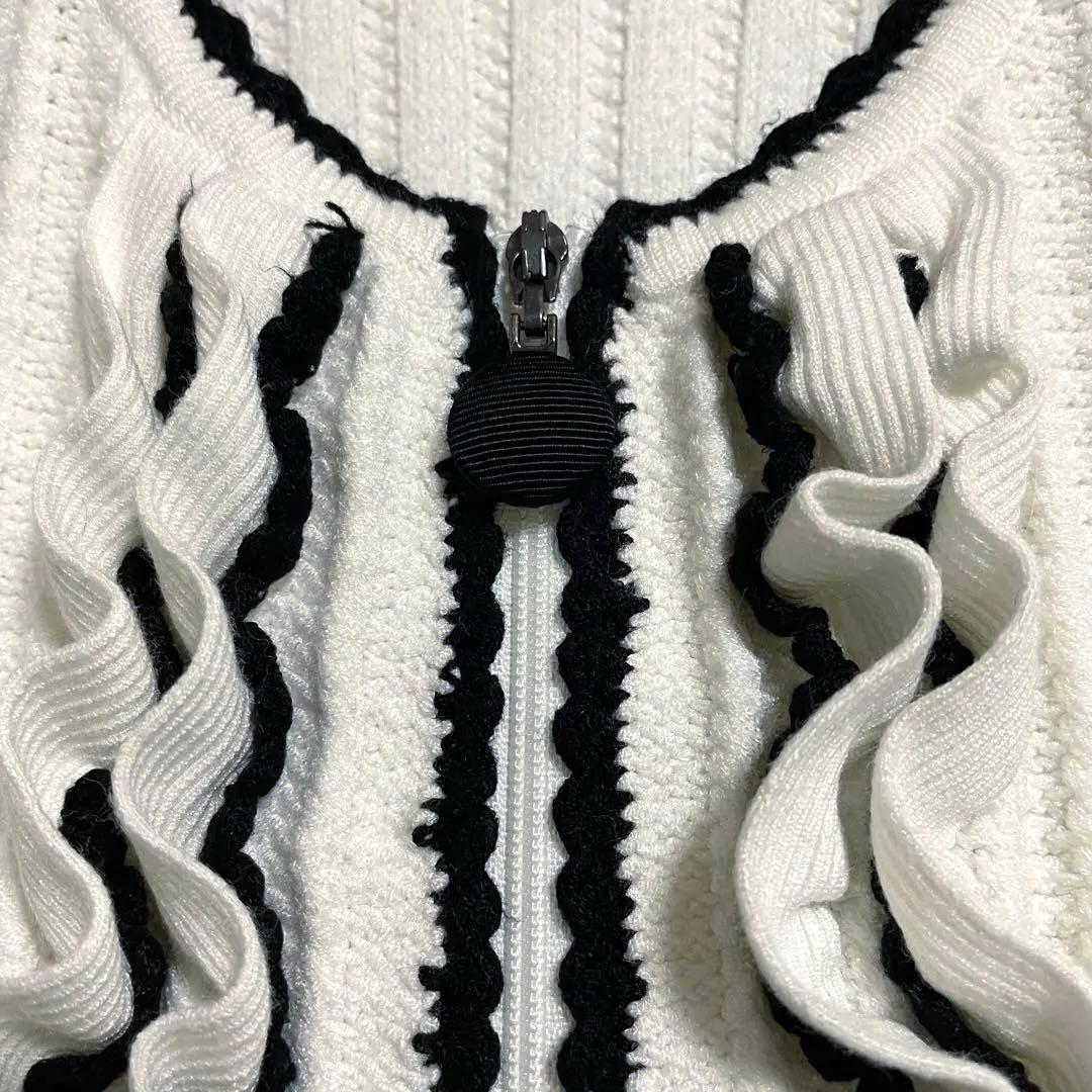 【美品】TO BE CHIC フリル ダブルジップ カーディガン ペプラム L