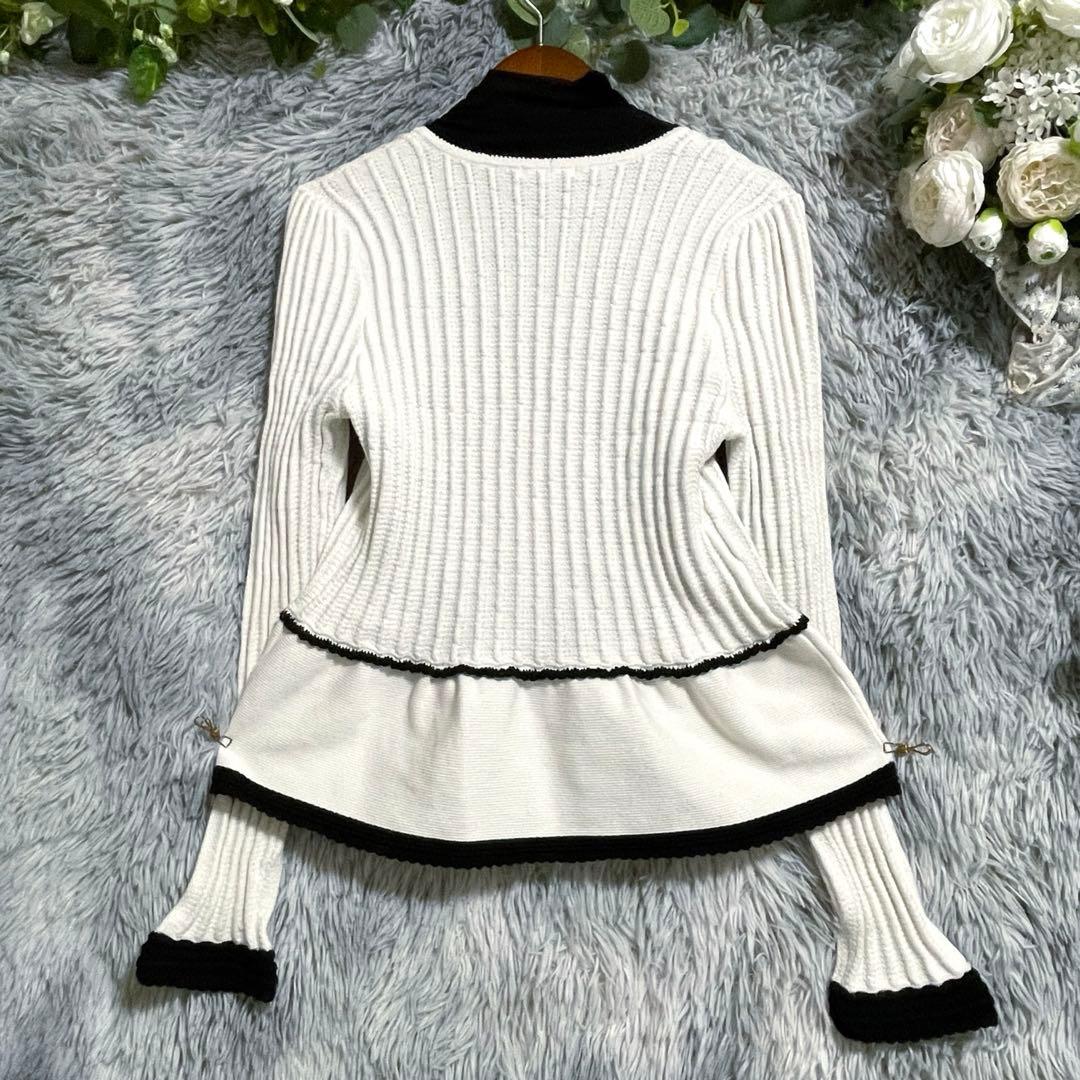【美品】TO BE CHIC フリル ダブルジップ カーディガン ペプラム L