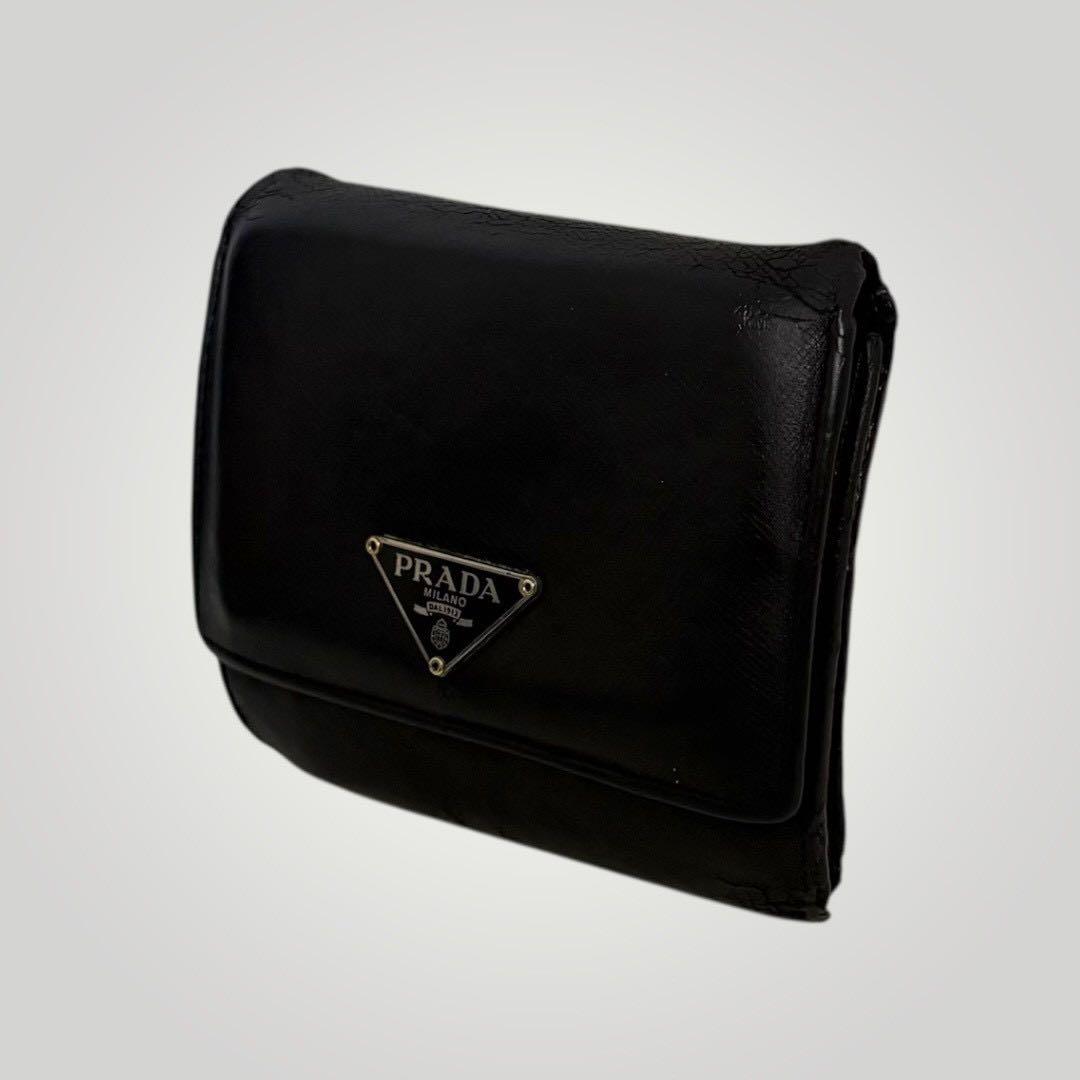 PRADA プラダ 三つ折り財布 サフィアーノ ブラック 三角ロゴ