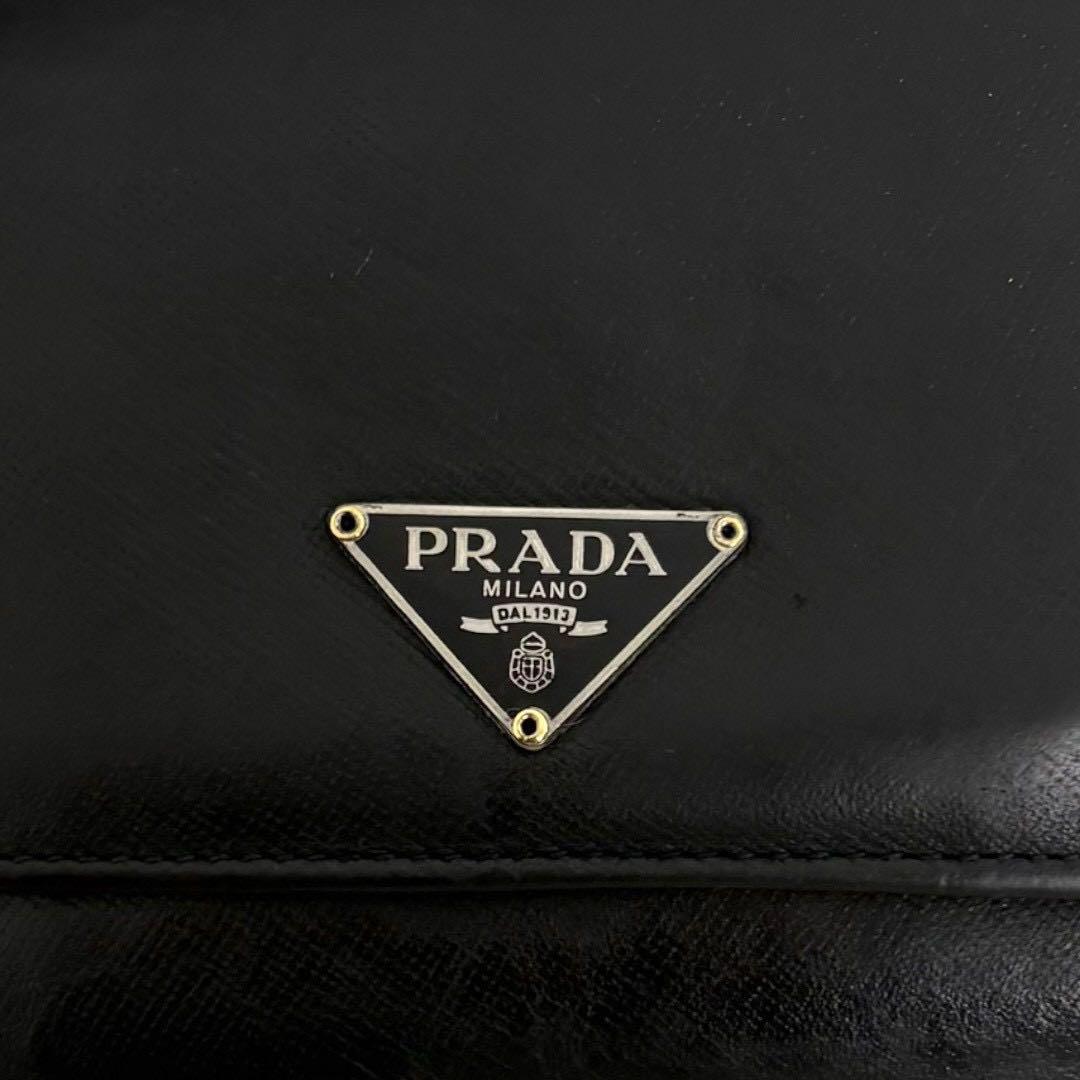 PRADA プラダ 三つ折り財布 サフィアーノ ブラック 三角ロゴ
