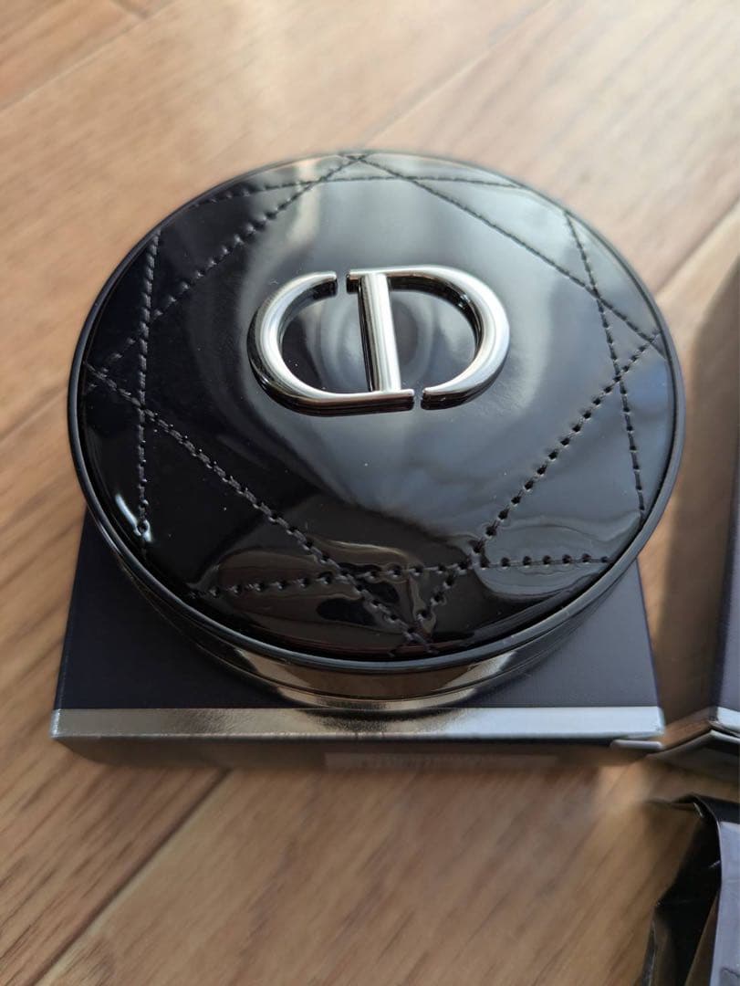 Dior クッションファンデーション、ケースセット　0.5N 新品未使用