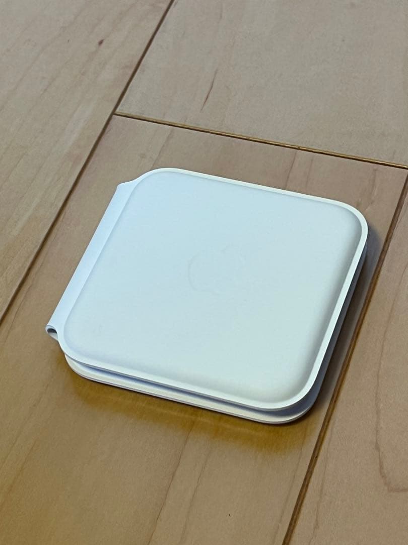 Apple MagSafeデュアル充電パッド （Apple純正）
