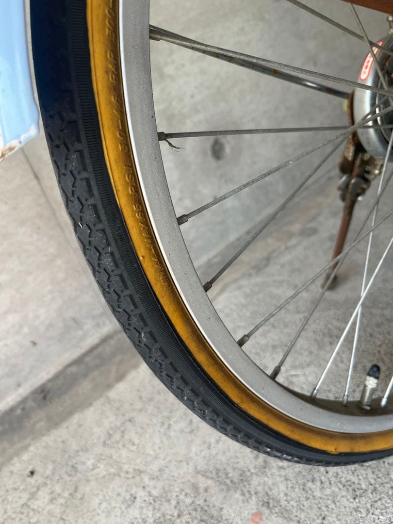 22インチ　自転車　ヘルメット　直接引き取りのみ