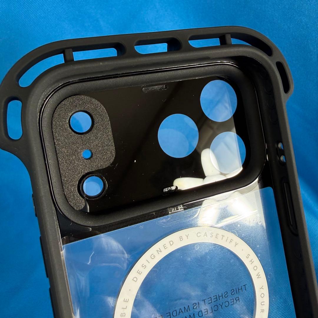 新品 CASSETiFY ウルトラバウンス iPhone 17 Pro Max